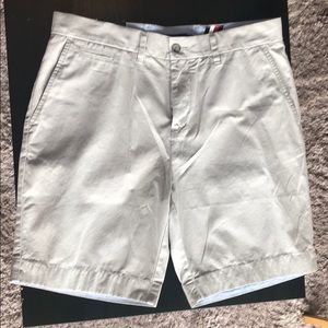 Tommy Hilfiger 9” seam shorts
